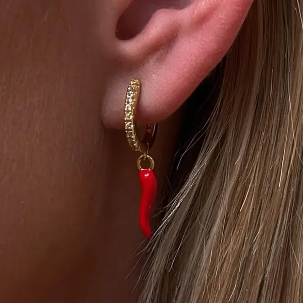Gold_Mirchi_Earrings_For_Women